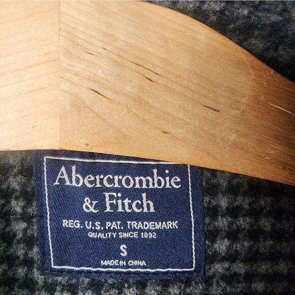 Abercrombie & Fitch Wool Blend Black and Gray Houndstooth Coat Jacket - Picture 4 of 12